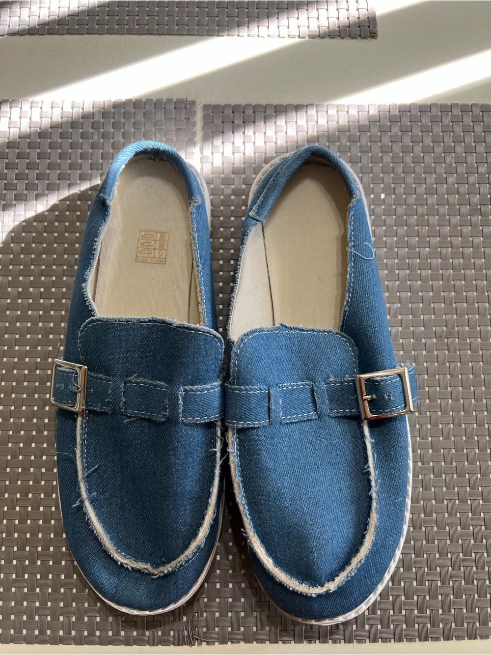 Woman ‘s Blue Slip-On Loafers with Buckle